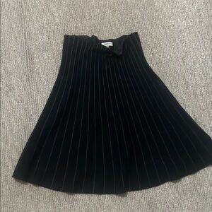 Max Studio Women Skirt small/medium black skirt grey Striped Blend Pull On